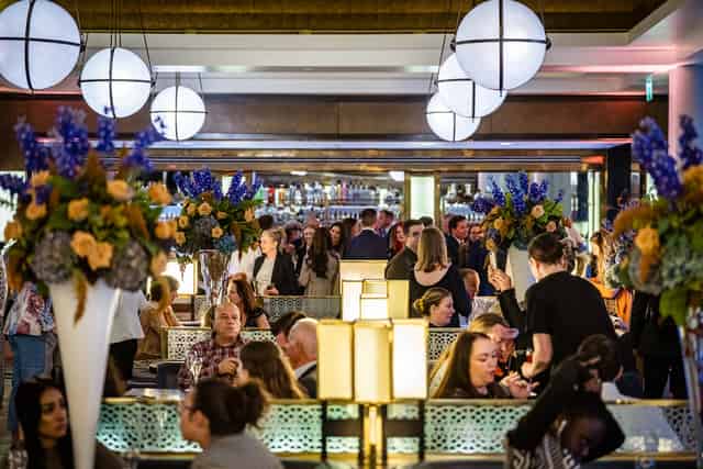 St Pancras Brasserie and Champagne Bar by Searcys