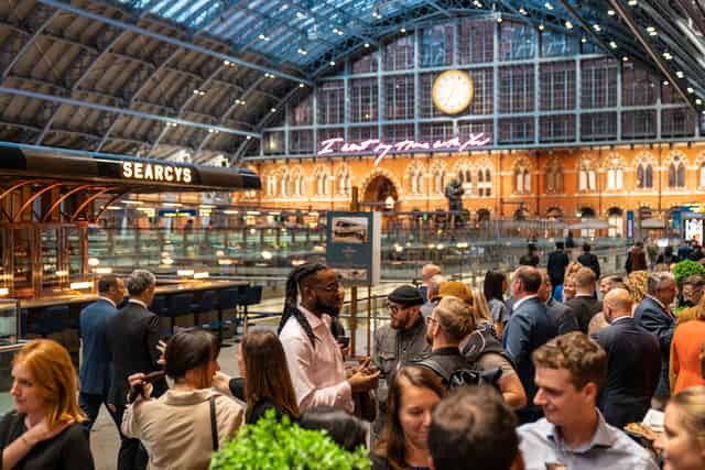 St Pancras Brasserie and Champagne Bar by Searcys