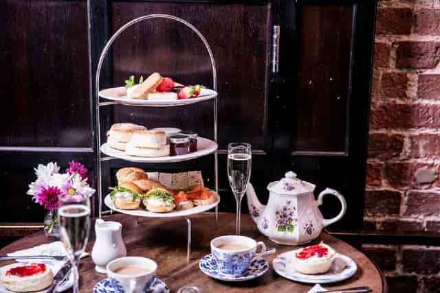 Crusting Pipe - Covent Garden