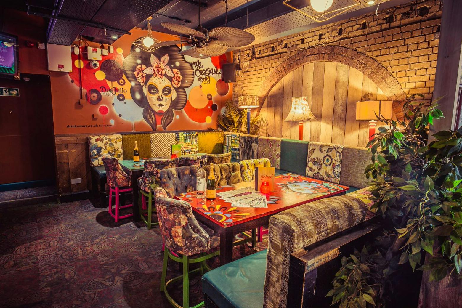 Salsa Temple - VIP Room image 1