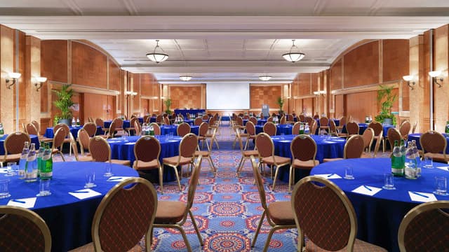 Sheraton Skyline Hotel London Heathrow