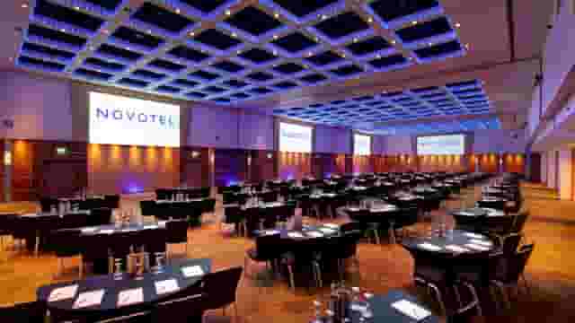 Novotel London West