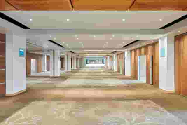 Novotel London West
