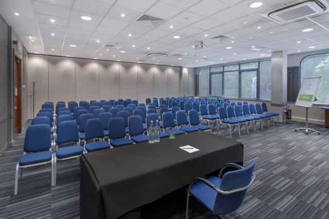 Holiday Inn London Kensington Forum