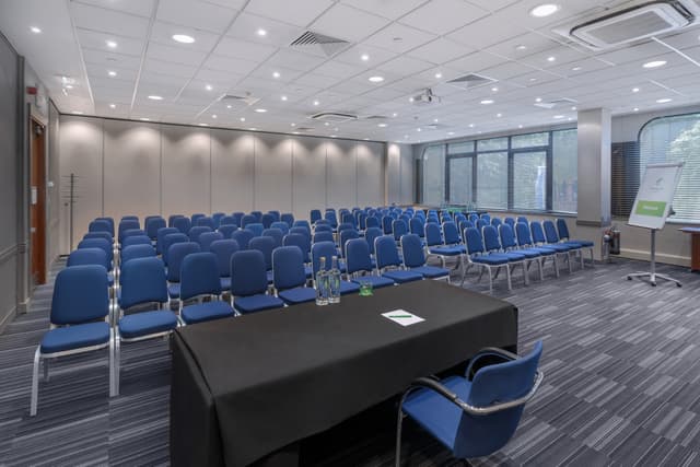 Holiday Inn London Kensington Forum