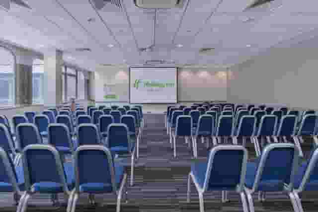 Holiday Inn London Kensington Forum