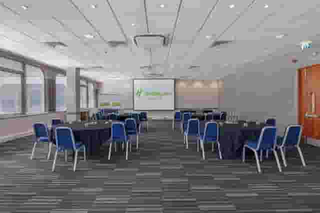Holiday Inn London Kensington Forum