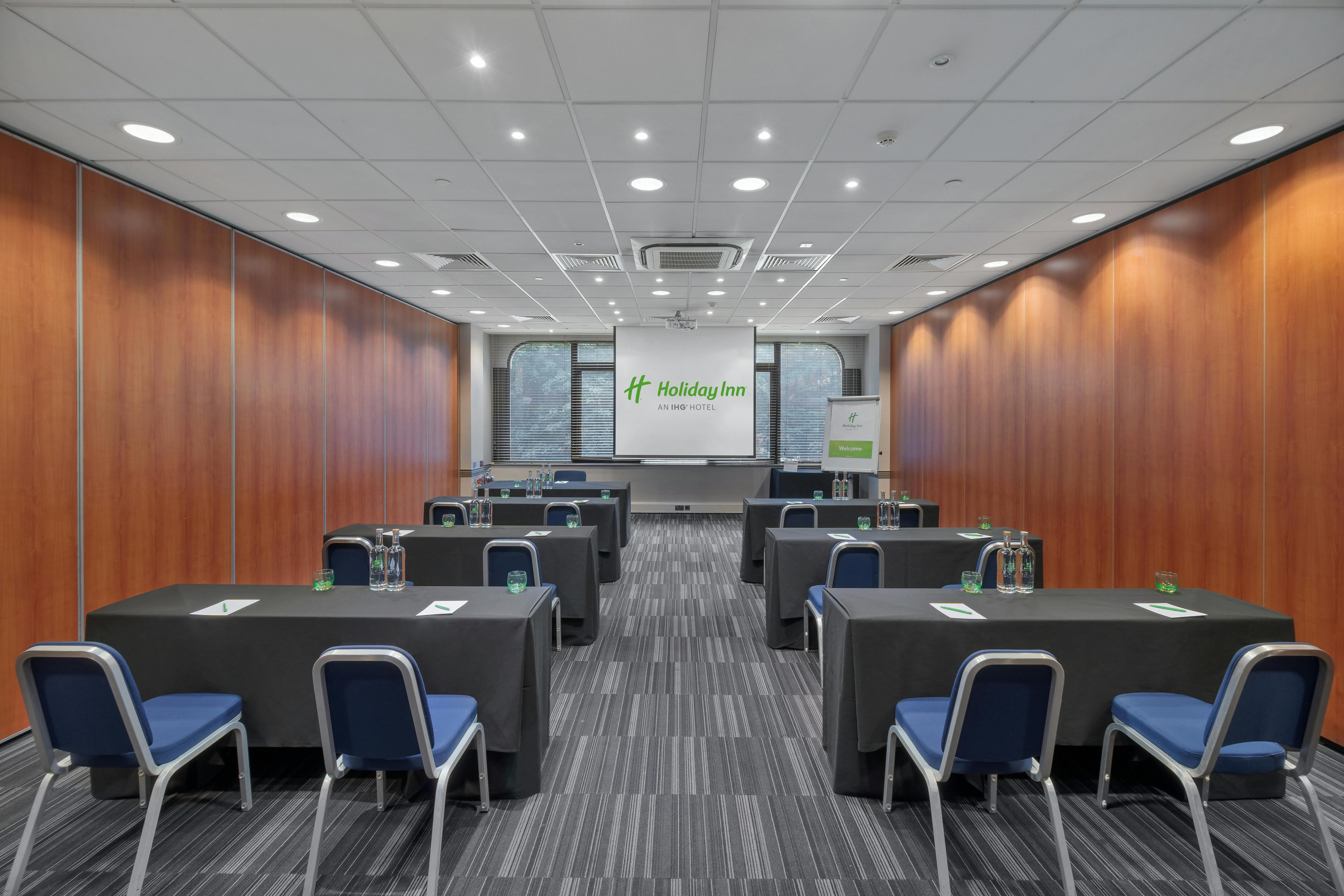 Meeting room at Holiday Inn Kensington, ideal for corporate events and workshops.