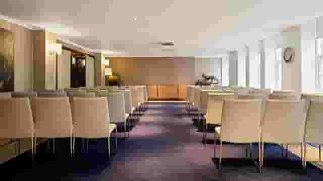 Private Suite 3