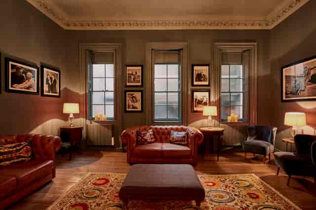 Argyll Suite lounge at London Palladium: stylish meeting space for networking and corporate events.