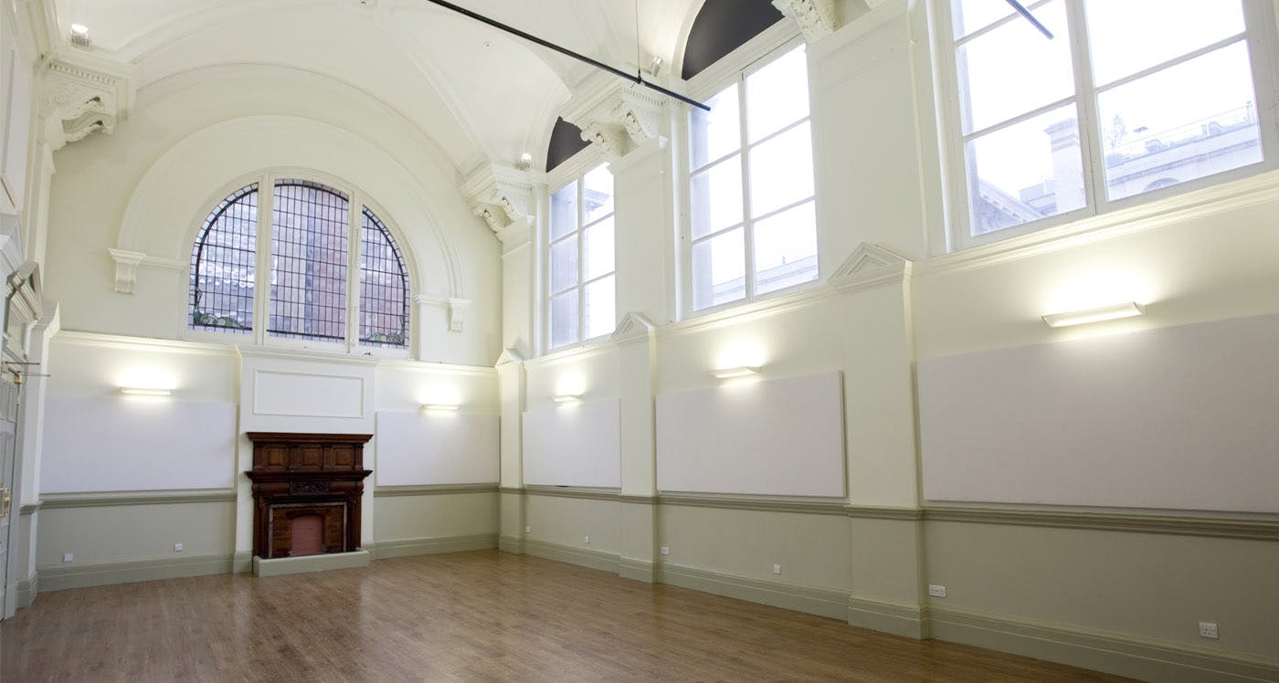 Large Committee Room at Shoreditch Town Hall, spacious venue for events and workshops.