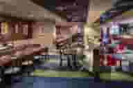 Karaoke Bars 