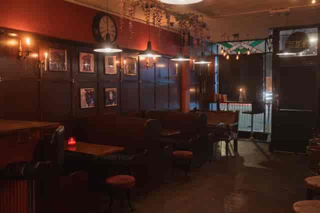 Intimate T-Bird Main Bar, perfect for networking events and VIP receptions.