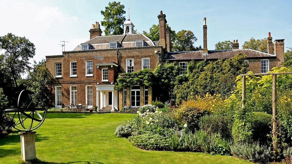 Lutyens' Room at Bell House: elegant venue for outdoor weddings and corporate events.