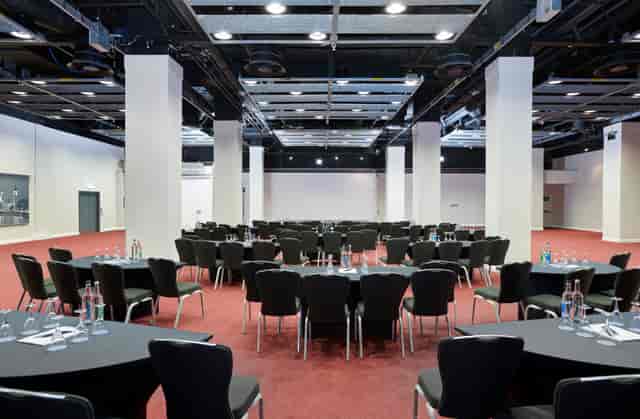 Chablis Suite at Novotel London West, spacious meeting venue for conferences and workshops.