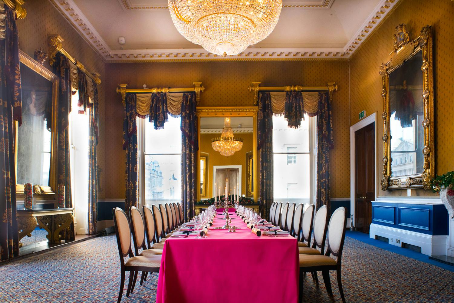 Elegant meeting room at Waterloo, 116 Pall Mall, ideal for corporate events and gatherings.