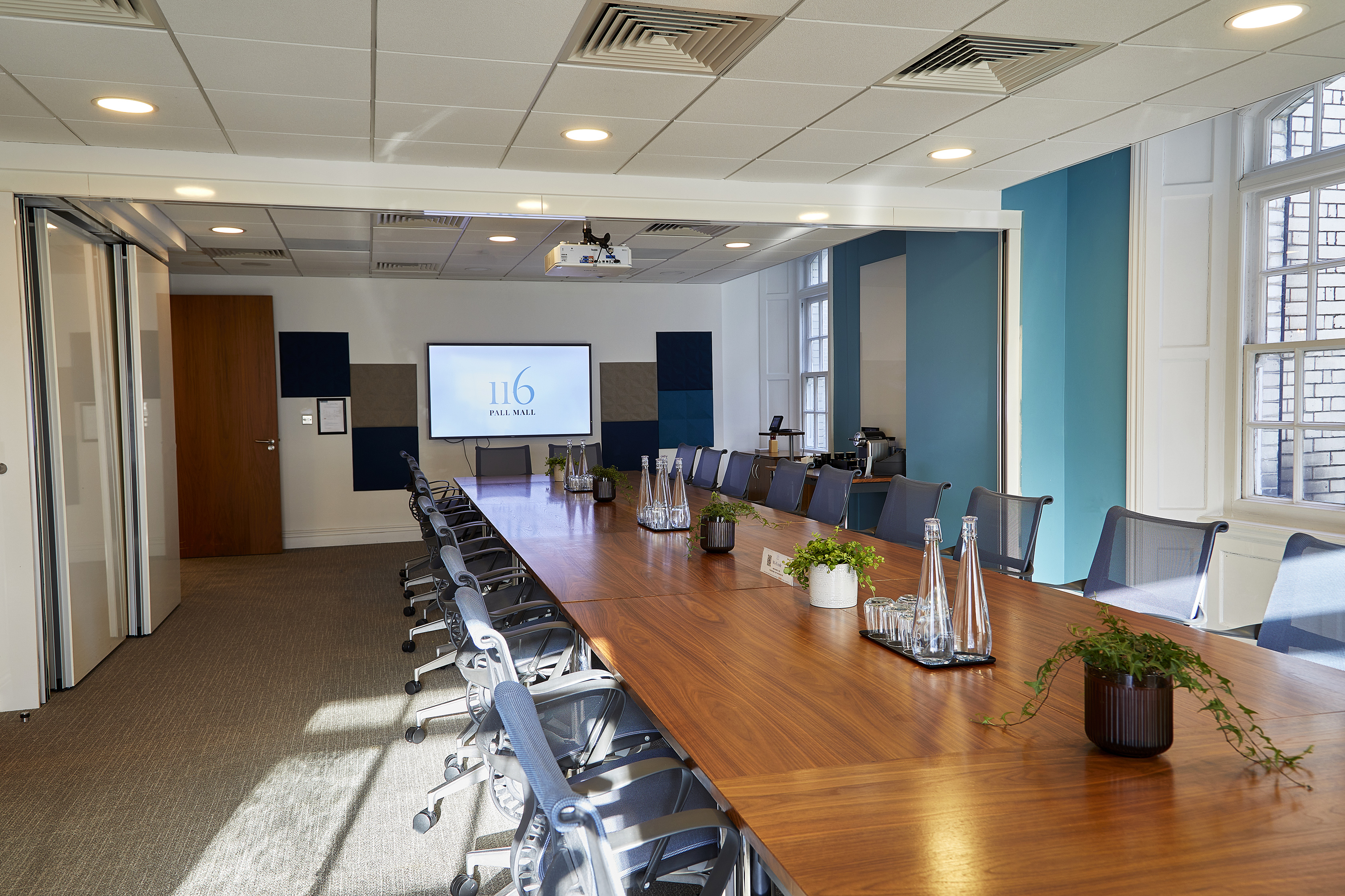 116 Pall Mall boardroom, AV, executive meeting, presentation - Banner