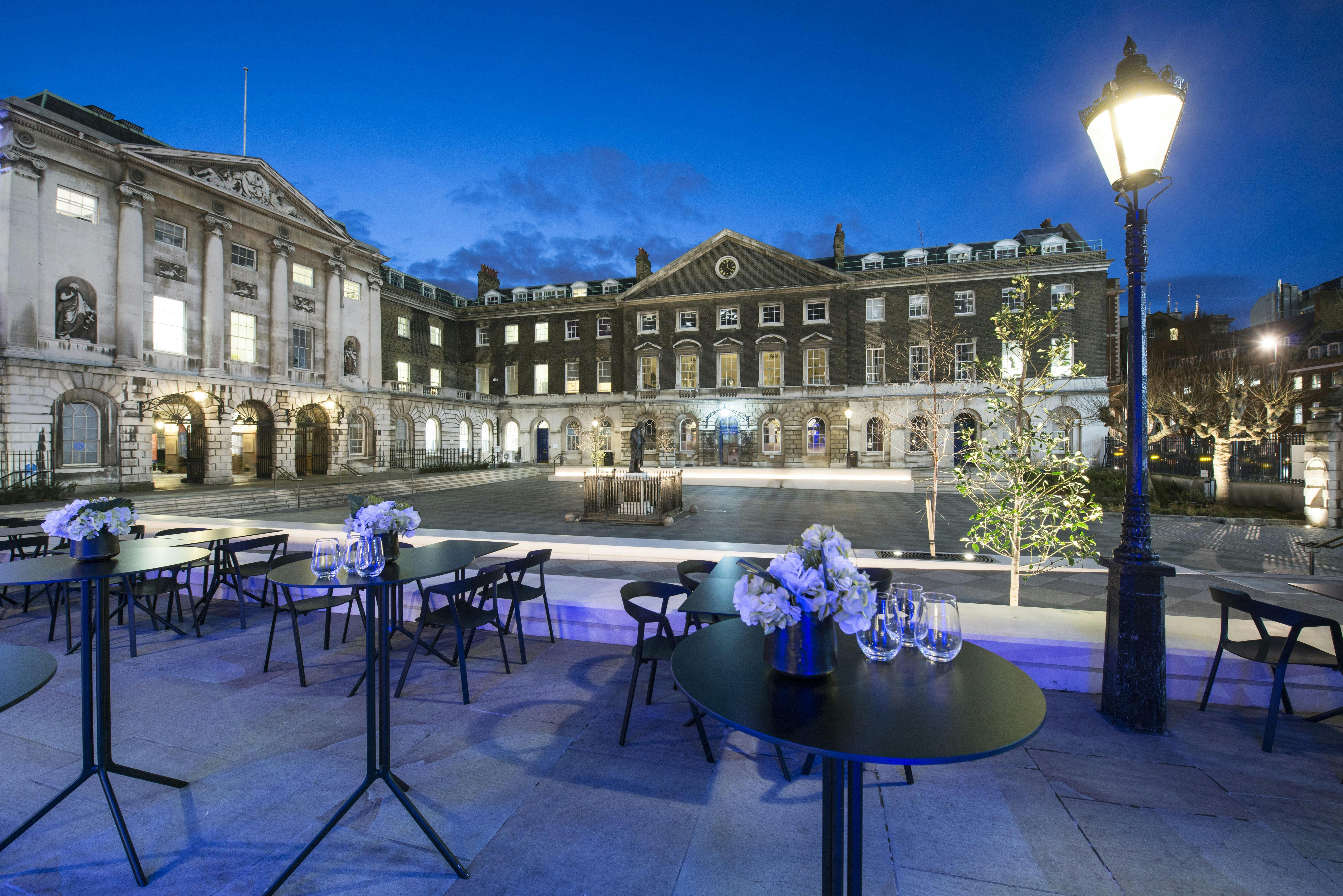 Elegant outdoor venue at Science Gallery London for receptions and gala dinners.