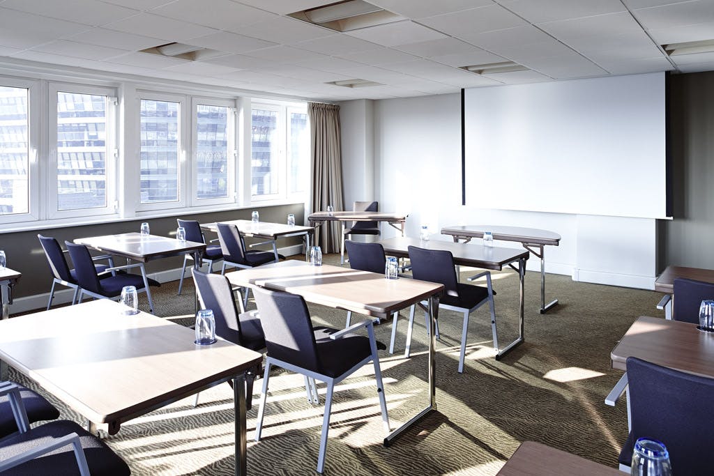 Lussac meeting room at Novotel London West, bright space for professional events.