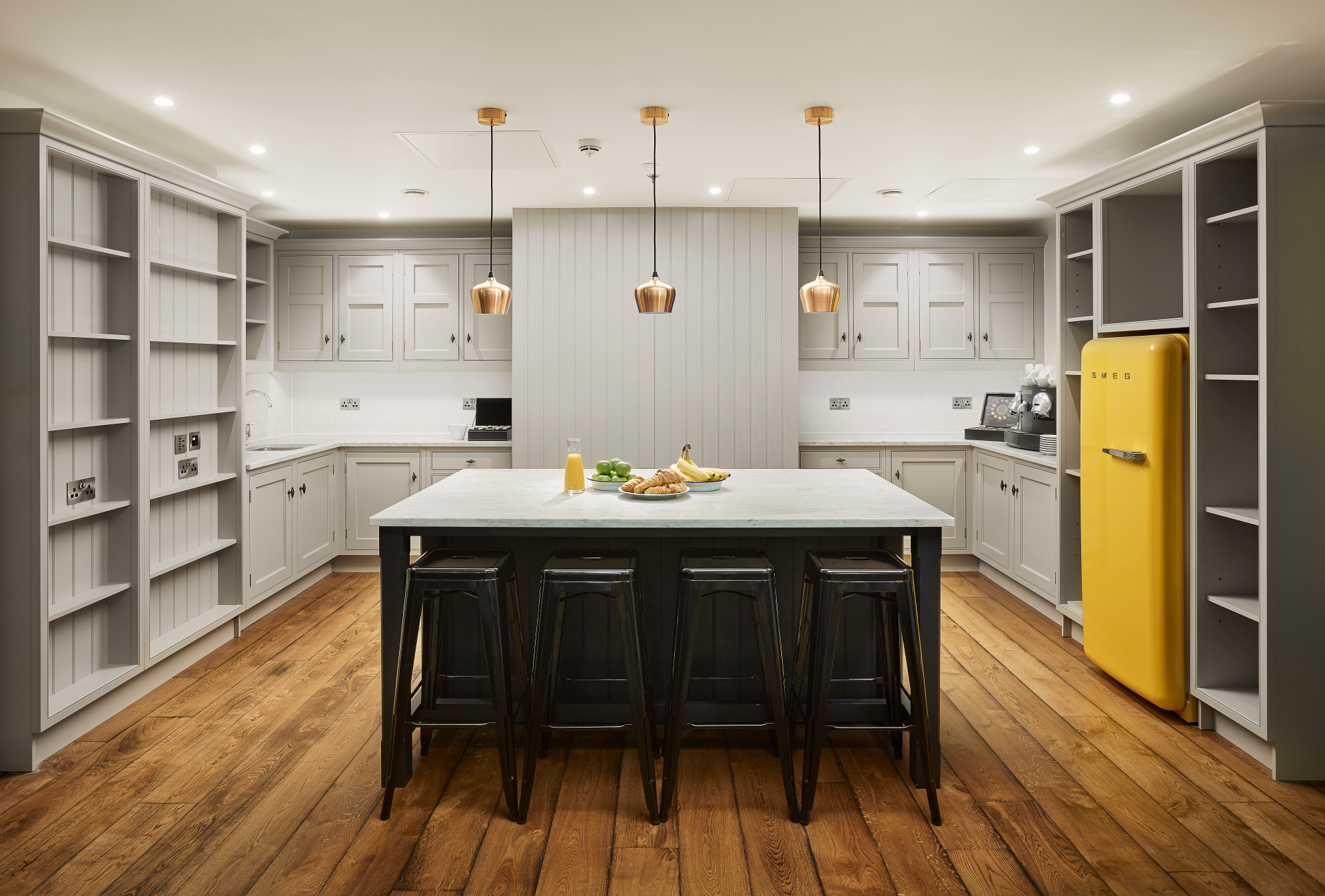 Stylish kitchen with central island, ideal for cooking classes and events at Marlin Waterloo.