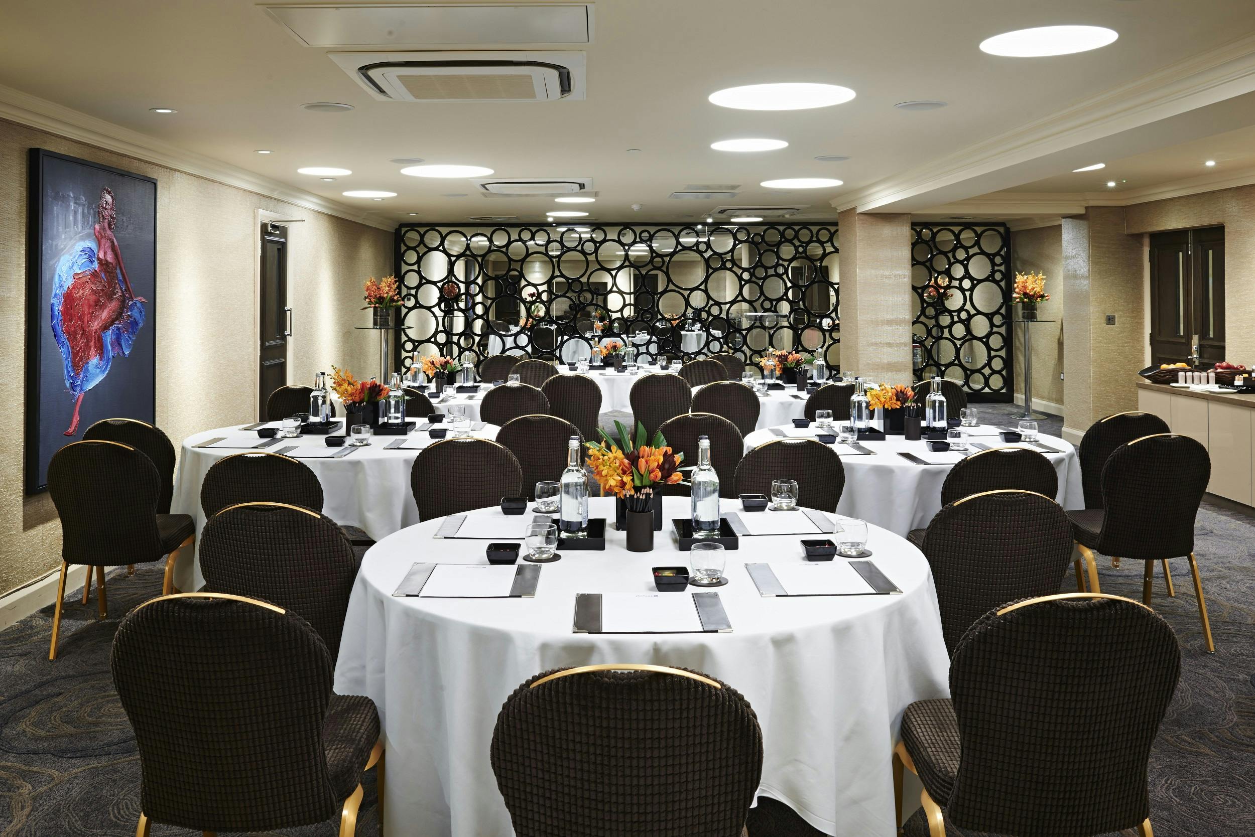 Victoria & Albert Suite at Radisson Blu, elegant meeting space for corporate events.