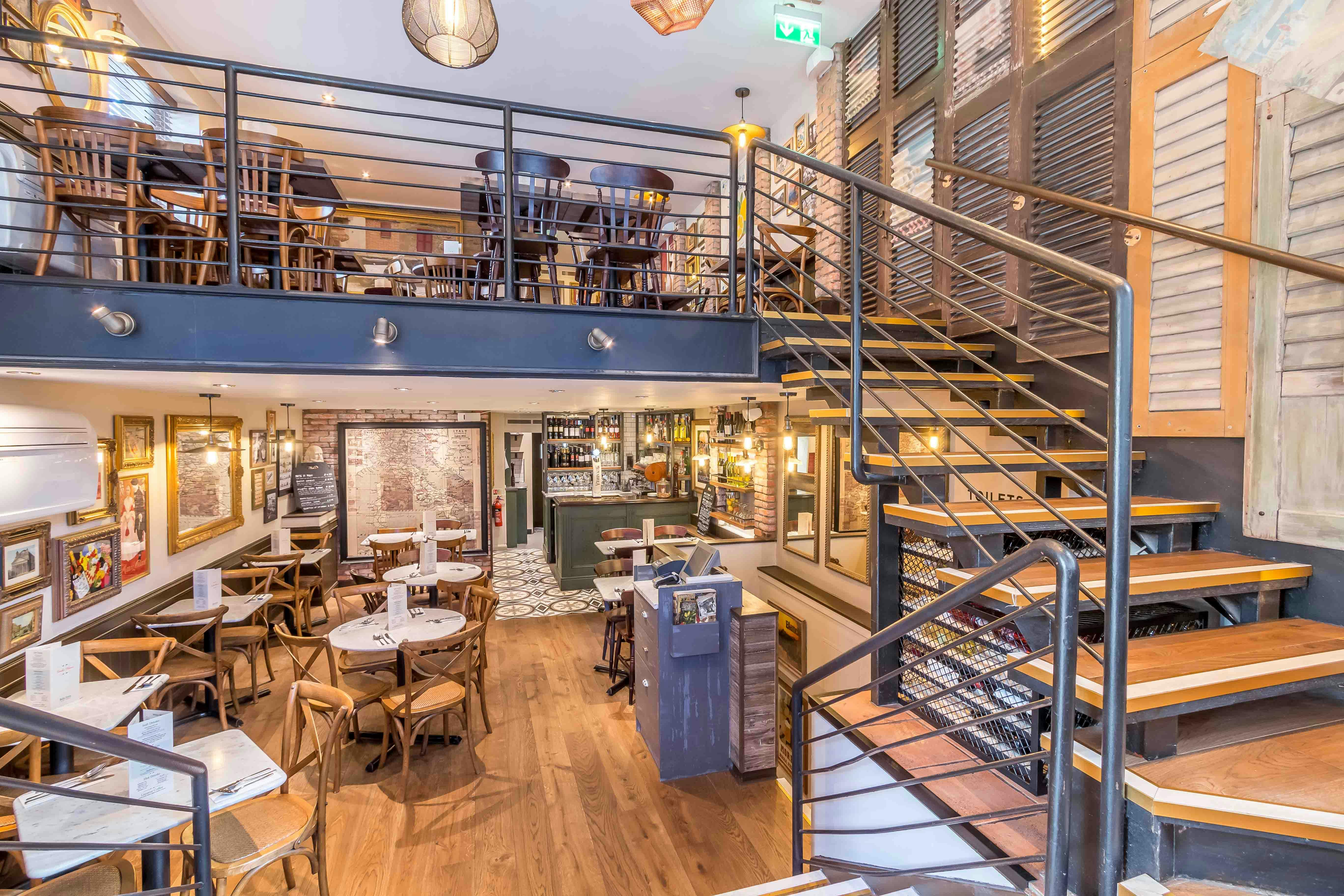 Stylish multi-level venue in South Kensington for receptions and meetings.