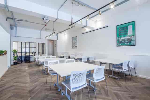 Modern meeting space in Guild of Fine Food, ideal for workshops and team meetings.