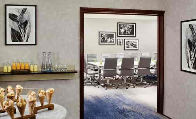 Westmacott Suite at London Marriott: modern meeting space with ice cream refreshment station.