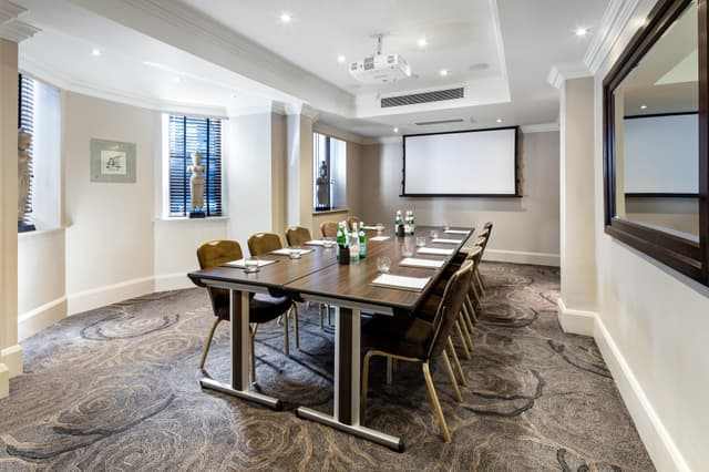 Private Room 15