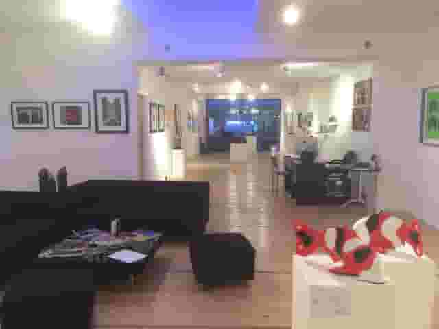 Gallery Different