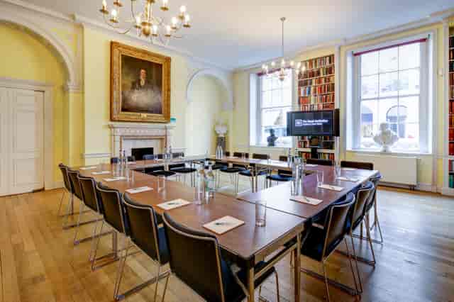 The Royal Institution - image 3