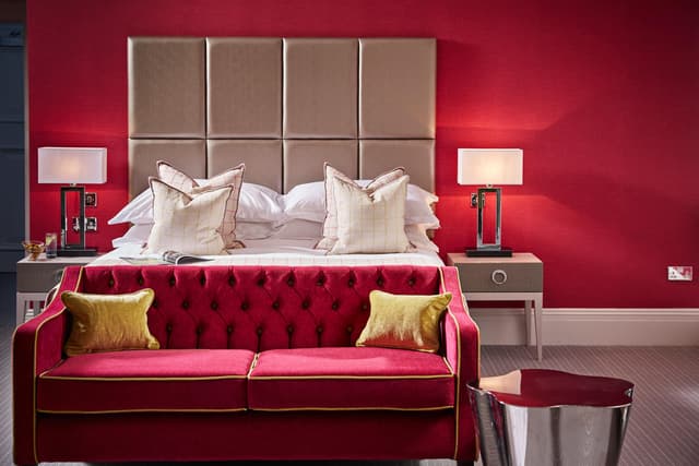 Barnett Hill Hotel