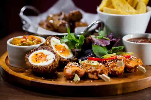Irish Whisky Vault platter with appetizers, perfect for networking events and cocktail receptions.