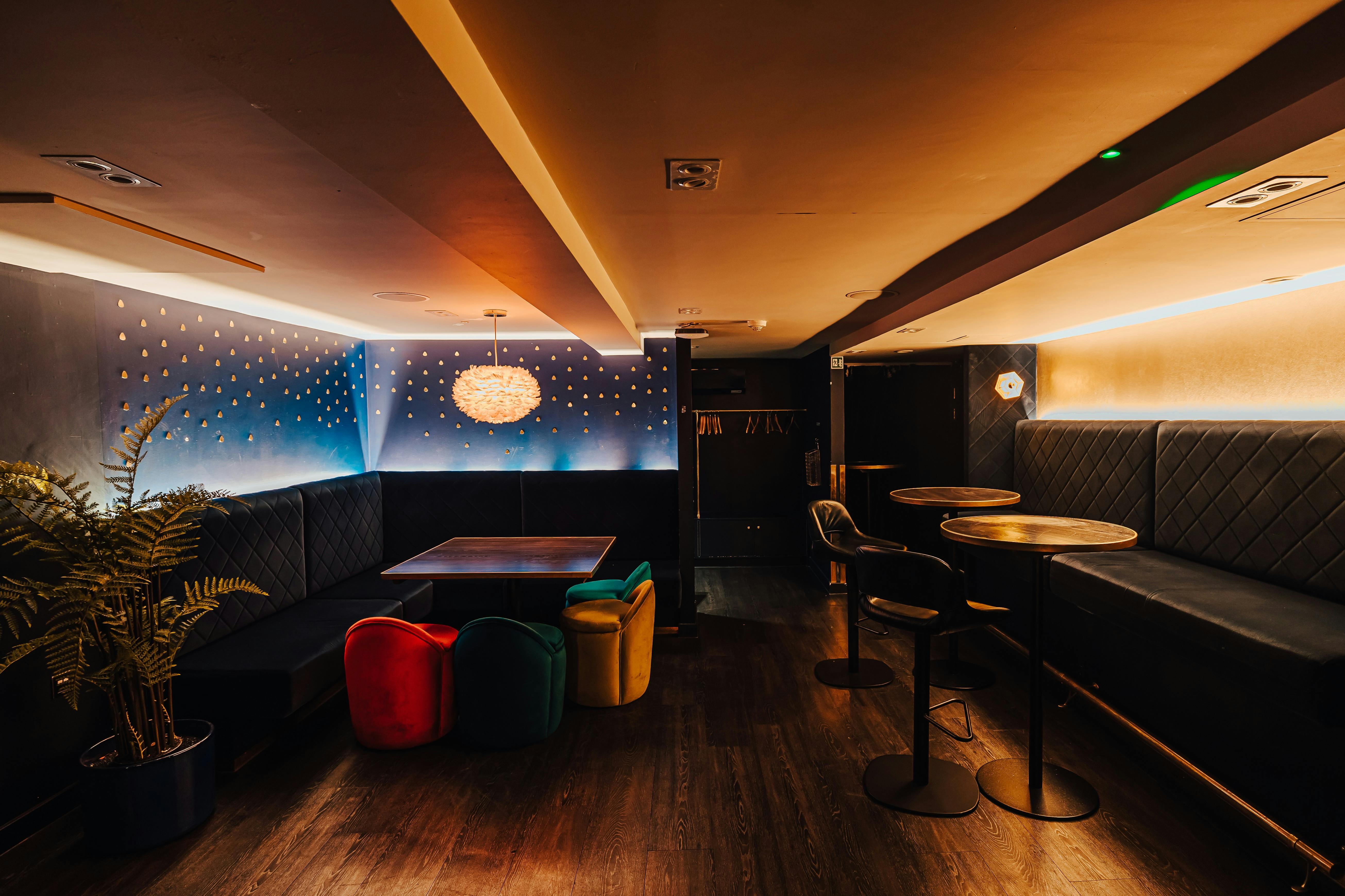 Heroes Lounge at OVO Arena Wembley, stylish event space for networking and gatherings.