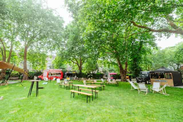 Shoreditch Gardens - image 3