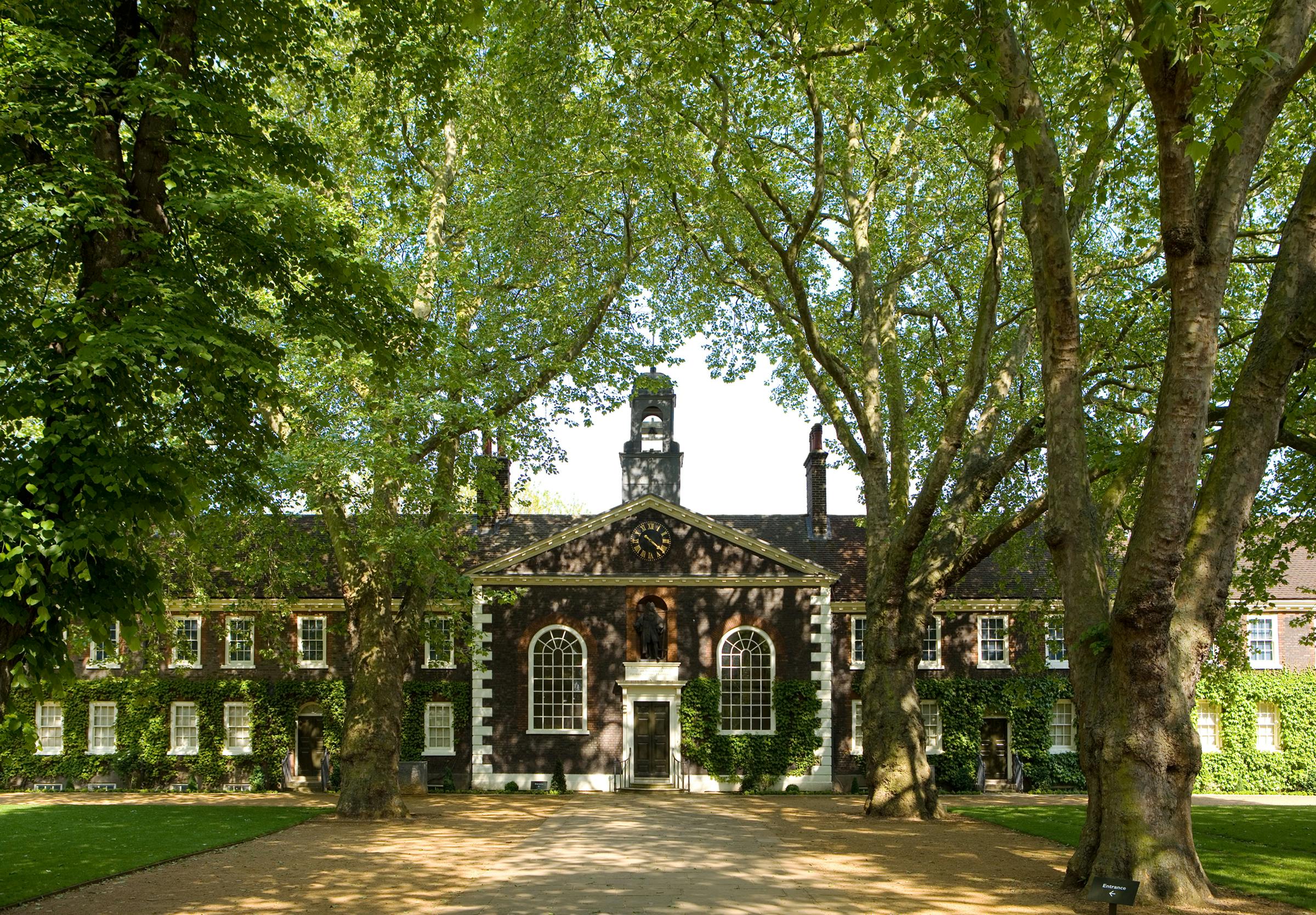 The Lawns in Shoreditch Gardens, a charming venue for outdoor weddings and events.