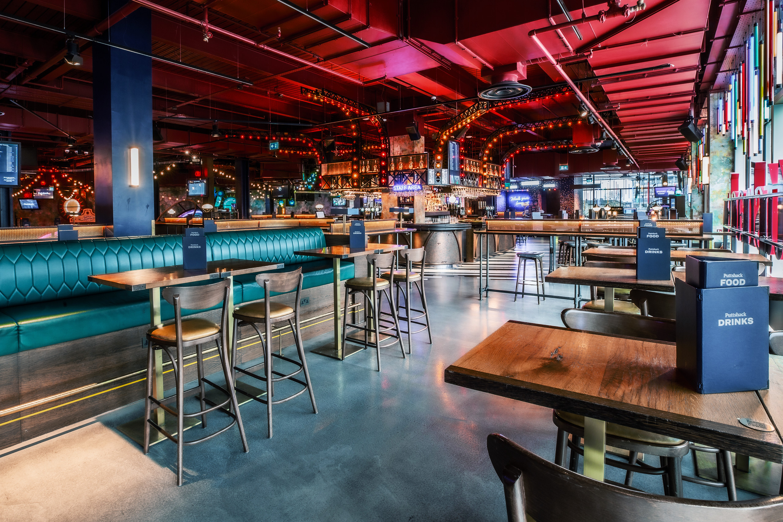 Puttshack White City