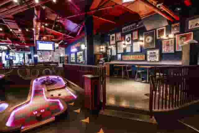 Puttshack White City