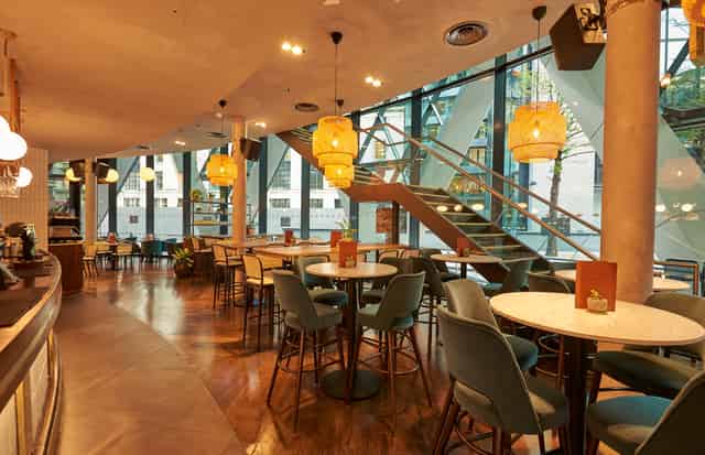 Main bar