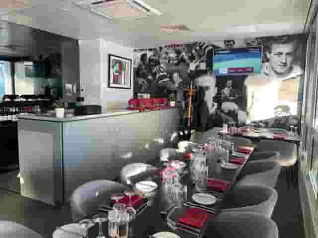Legends Lounge