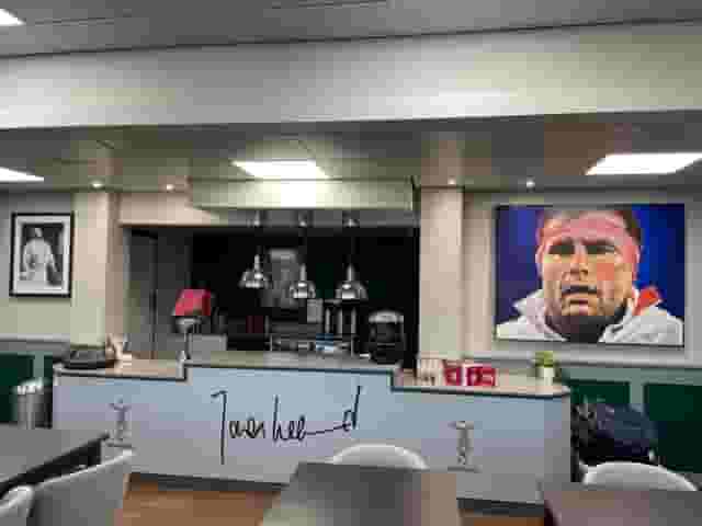 Jason Leonard Lounge