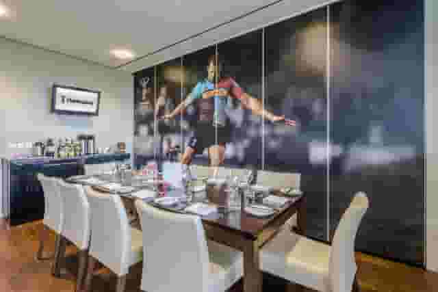 Single Executive Box
