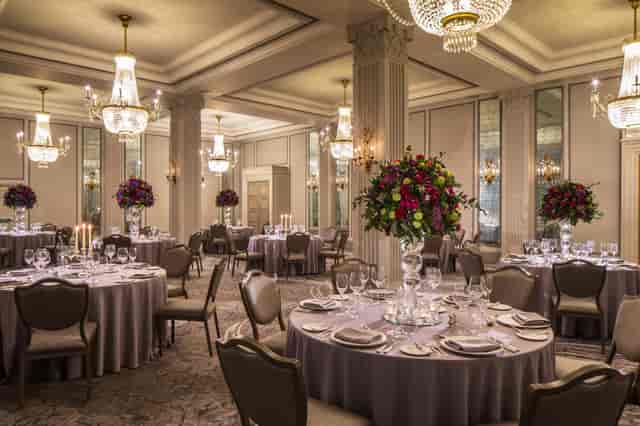 Elegant executive lounge in JW Marriott London for upscale weddings and corporate events.