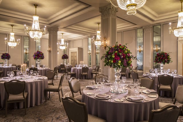 Elegant executive lounge in JW Marriott London for upscale weddings and corporate events.