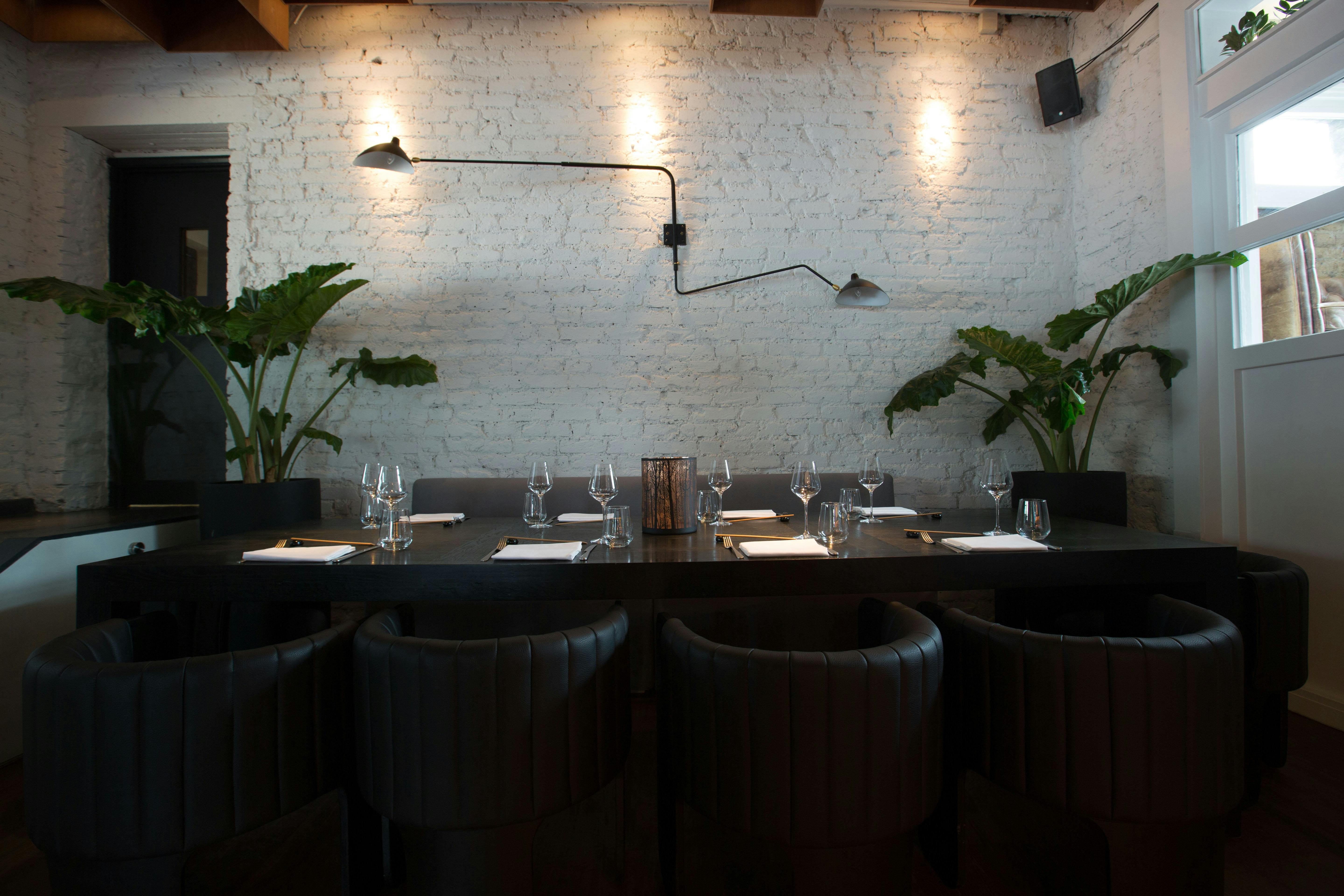 Modern meeting space at Robata Grill, ideal for corporate gatherings and brainstorming.