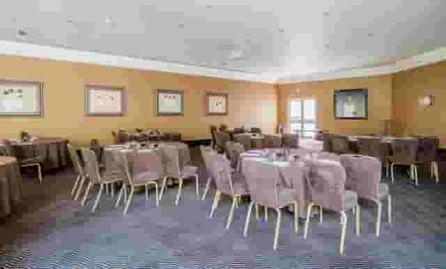 Newbury Suite 2