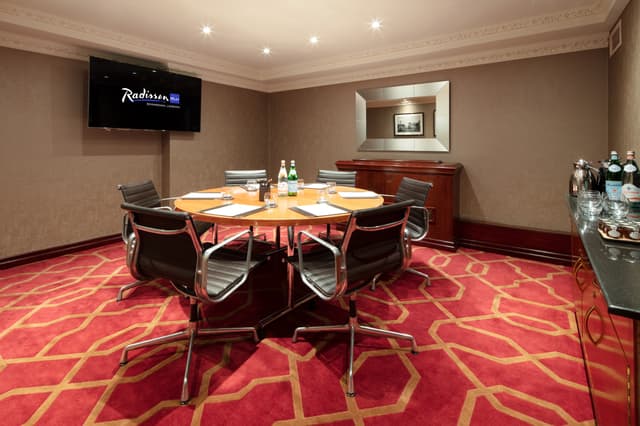 Private Room 17