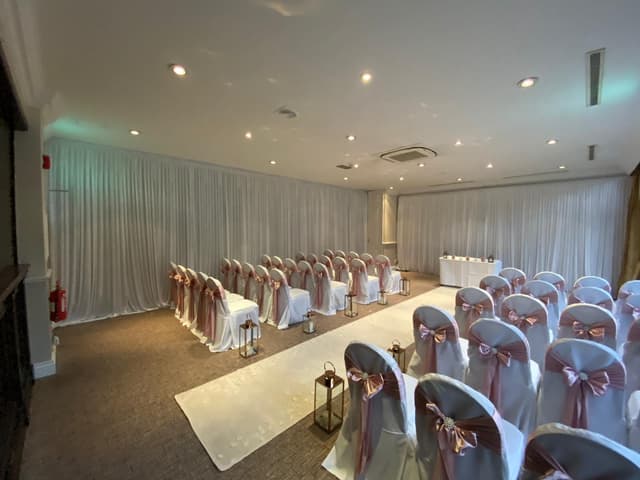 Best Western Plus Pinewood on Wilmslow