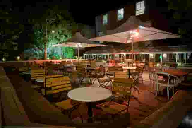 Revolucion De Cuba Norwich
