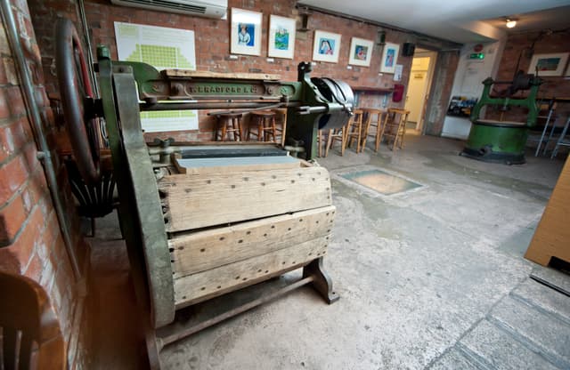 St Bride Foundation